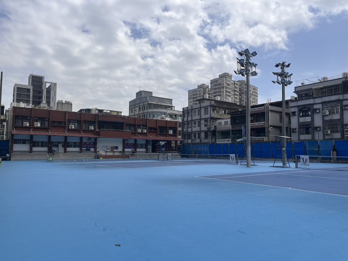 三民網球場場地照片圖片